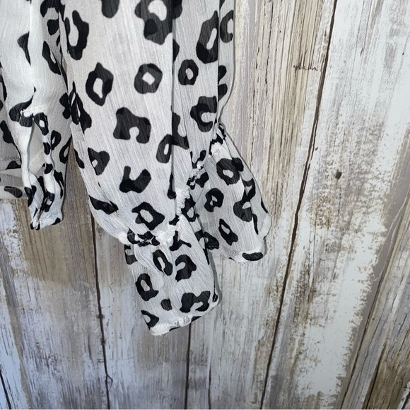 Loft Leopard Ruffle Blouse - Picture 3 of 6
